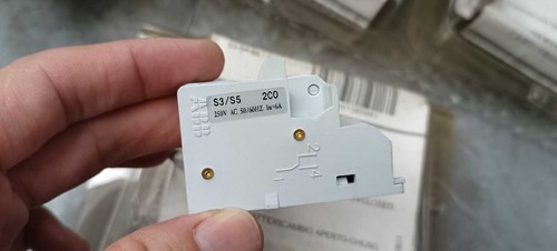 Contatti ausiliari - 1, pz